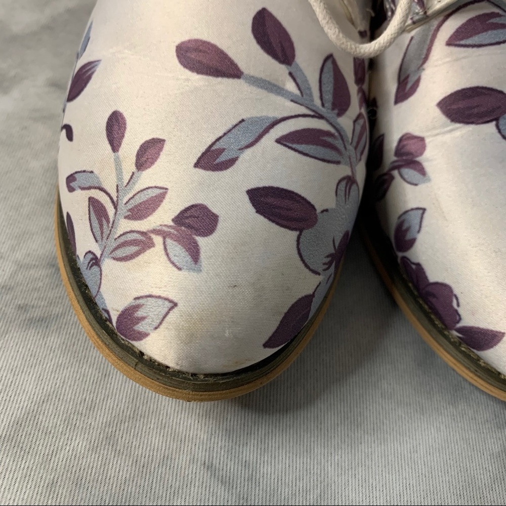 Floral Booties - Picture 5 of 8